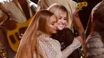 Beyonce Panaskan CMA Awards 2016