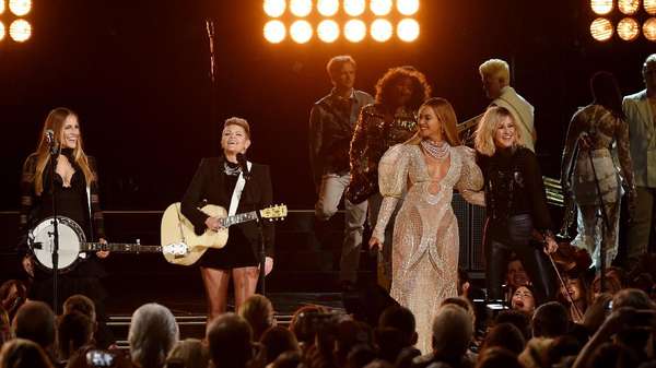 Beyonce Panaskan CMA Awards 2016 Beyonce Panaskan CMA Awards 2016