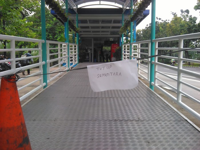 Persiapan Jumatan Pendemo 4 November, TransJakarta Sekitar Istana Stop Operasi