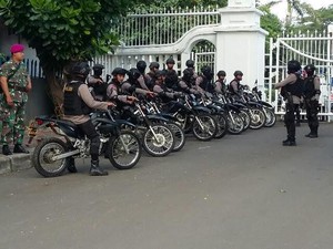 Demo 4 November, Polisi Bersenjata Jaga Ketat Kediaman Ahok