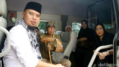 Ahmad Dhani dan Rachmawati Ikut Demo 4 November
