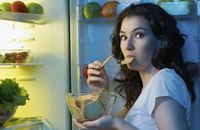 Kenapa Kalau Kurang Tidur Kita Makan Lebih Banyak?