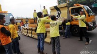 Penutupan itu dilakukan di jalur yang mengarah ke Patung Kuda.