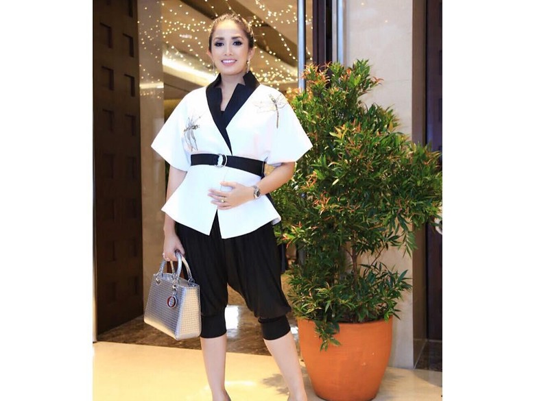 Foto: Ussy Sulistyawati (Dok. Instagram Ussy) Foto: Ussy Sulistyawati (Dok. Instagram Ussy)