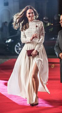 Curi Inspirasi dari 10 Gaun Terbaik Kate Middleton di 2016