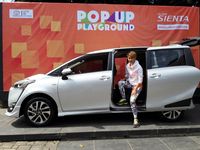 Akomodir Segala Aktivitas, Sienta Gelar Zumba & Yoga Bareng