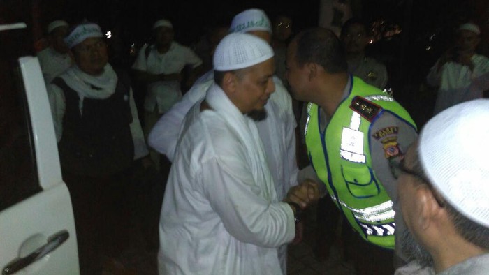 KH Arifin Ilham: Subhanallah Walhamdulillah, Saya Sehat Walafiat