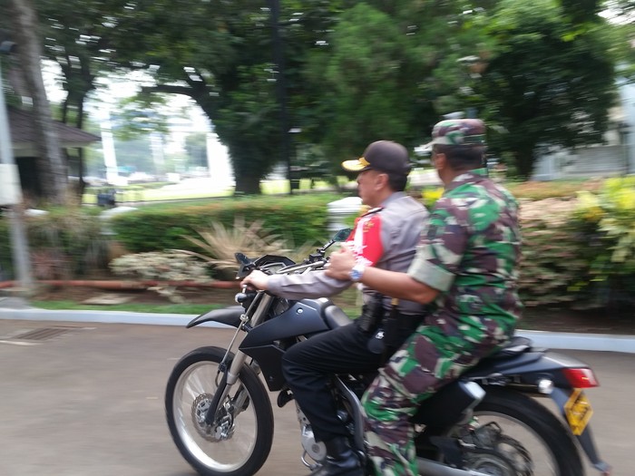 Kapolda Kawal Wakil Pendemo, Minta Massa Bubar Setelah Sampaikan Petisi