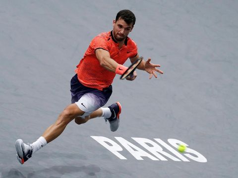 Tarung Tiga Set, Djokovic ke Perempatfinal
