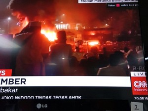 Ricuh di Depan Istana, Kapolri: Polisi Jangan Tembakkan Gas Air Mata