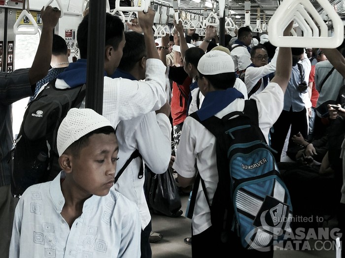 Pendemo 4 November Bergerak dari Bekasi dan Pasar Minggu dengan Kereta