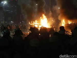 Demo 4 November Ricuh, Ketua MPR: Mari Menahan Diri, Akhiri Dengan Damai