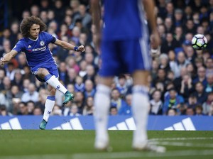 Membedah Sistem Tiga Bek Chelsea ala Conte