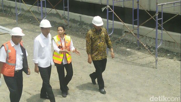 Proyek Kereta Bandara Soetta Disatroni Jokwi Hari Siang Ini