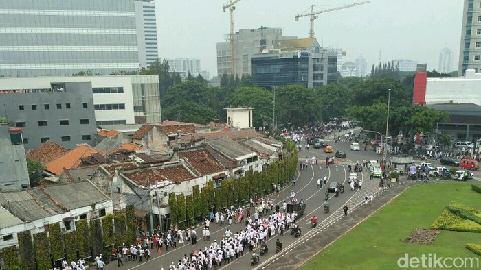 Dipadati Penumpang Demonstran 4 November, PT KCJ Tambah Petugas Keamanan