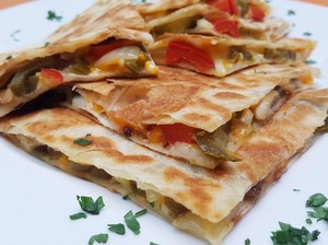 Resep Camilan: Cheese and Jalapeno Quesadilla
