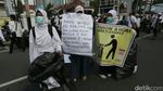 Demo 4 November Bersih dari Sampah