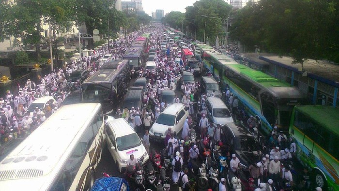 Begini Penampakan Massa Peserta Demo 4 November di Jl Merdeka Timur