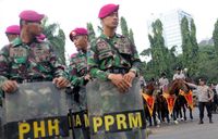 Polisi Berkuda Siap Jaga Pendemo Di Istana Polisi Berkuda Siap Jaga Pendemo Di Istana