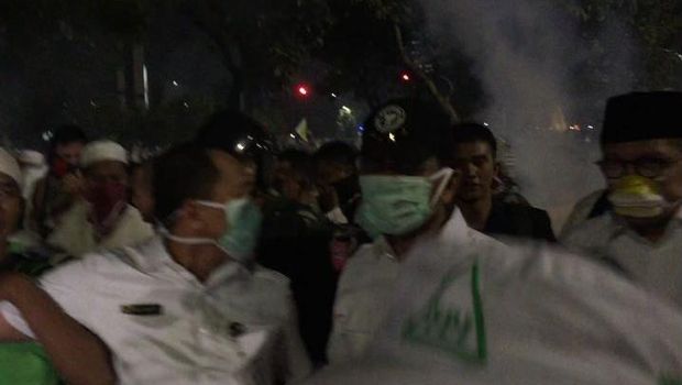 Menko Polhukam Wiranto Batal Temui Habib Rizieq karena Kena Gas Air Mata