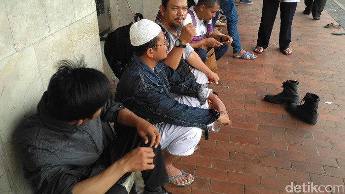 Pulang Sore Ini, Pendemo 4 November Bersih-Bersih Sampah di Istiqlal