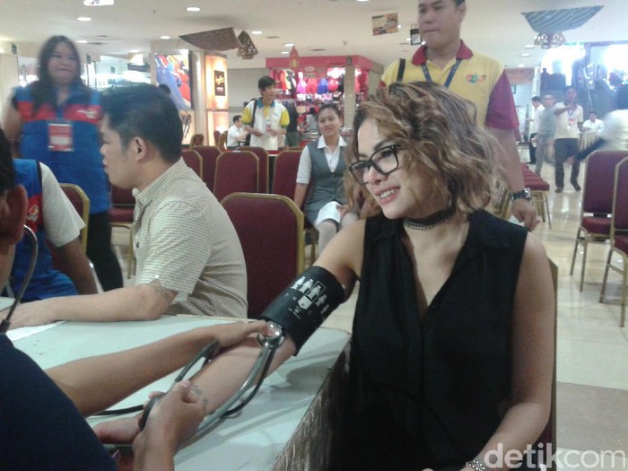 Ini Kata Nikita Mirzani Soal Sindiran Hotel Dharmawangsa ke Ayu Ting Ting