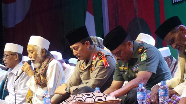 Mendinginkan Suasana ala Polda Banten: Tablig Akbar Bersama Kiai dan Santri