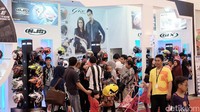 Sedikitnya selama pameran berlangsung sudah 600 buah helm karya anak bangsa ini terjual.