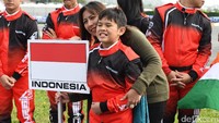 Kepergian ketiga pembalap, Barrichello, Sergio dan Silvano yang meraih tiket ke Grand Final Eropa berkat prestasi juara Asia dan lokal juga tak lepas dari peran serta dan bantuan dari para sponsor Kratingdaeng, Telkomsel, AJ Capital dan PT Bukit Asam.