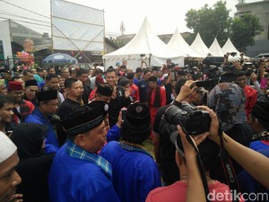 Ditemani Annisa Pohan, Agus Yudhoyono Blusukan ke Condet
