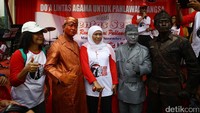 Menteri Sosial Khofifah Indar Parawansa turut hadir mensukseskan acara.
