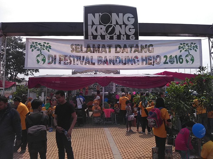 Ajak Masyarakat Menanam Pohon Lewat Festival Bandung Hejo 2016