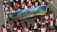 Jalan sehat itu bertujuan untuk menjaga kerukunan antar umat beragama sebagai identitas bangsa.