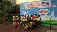Rute sepeda sehat sepanjang 52 km terbagi menjadi 3 etape. Etape pertama berjarak 14 km, etape kedua 22 km dan etape terakhir 19 km. (Foto: An Uyung P/detikHealth)