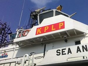Di Tengah Laut, Menhub Budi Karya Gelar Rapat Tertutup