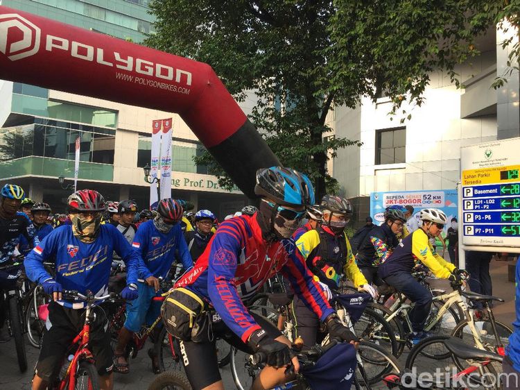 Gowes 52 Km Jakarta-Bogor, 700-an Pesepeda Kampanyekan Hidup Sehat