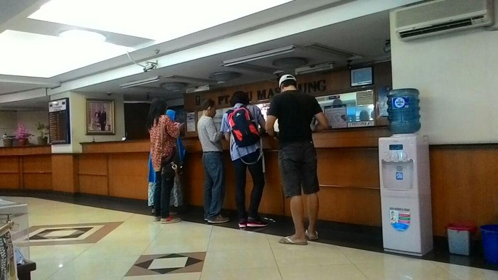 Demo 4 November Berakhir, Money Changer Ini Diserbu Pengunjung