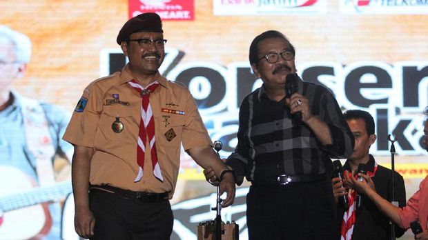 Gubernur Soekarwo dan Gus Ipul