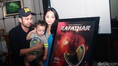 Hore! Happy-nya Rafathar Bersama Raffi Ahmad dan Nagita Slavina