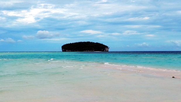 Pemandangan Pasir Timbul dan pulau yang berada di dekatnya (Wahyu/detikTravel)