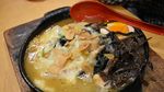 Mau Coba Ramen Unik dengan Lelehan Keju Raclette?
