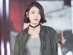 Korean Style: 7 Idola Kpop yang Tampil Stylish dengan Jaket Jokowi