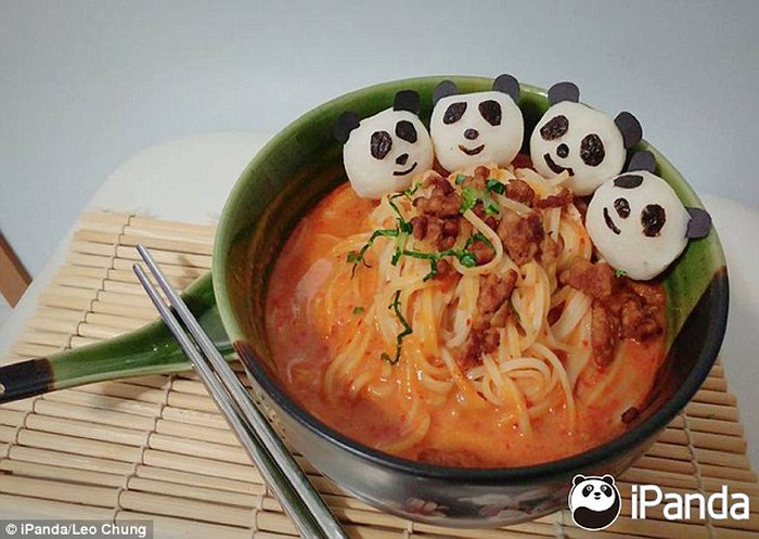 Pencinta Makanan Asia Berlomba Bikin Makanan Bentuk Panda  