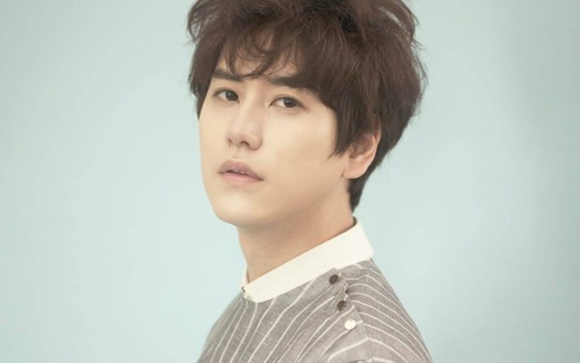 Kyuhyun mengaku kalau dia pernah jatuh cinta dengan seorang suster di rumah sakit yang pernah dia kunjungi untuk berobat setelah kecelakaan mobil. Personel Super Junior itu pun meminta nomor teleponnya. Sayang, si suster cantik bilang kalau dia sudah punya pacar. Foto: Dok. allkpop