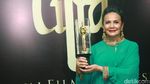 Wajah Bahagia Para Peraih Piala FFI 2016