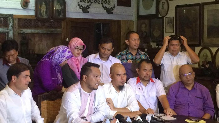 Pihak Ahmad Dhani Pertanyakan Legal Standing Projo Mengadu ke Polisi