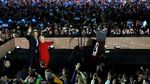 Barack Obama Hadiri Kampanye Hillary Clinton