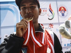 Ini Dia Sosok Azwar Saputra, Peraih Emas Pertama Peparnas XV