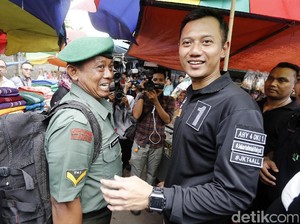 Agus Yudhoyono Banggakan Pasukan Oranye dan Guru Sebagai Pahlawan
