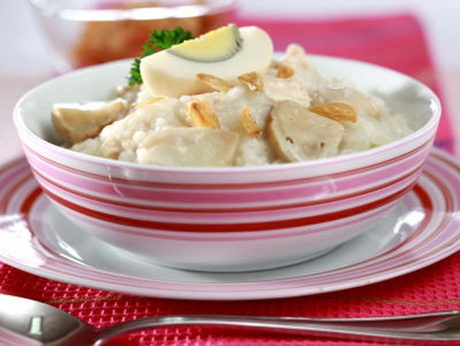 Si Kecil Kurang Enak Badan? Buatkan Racikan Bubur yang Gurih Enak Ini